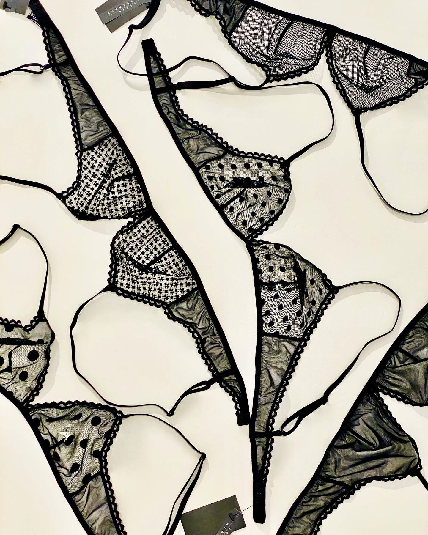 LINGERIE 